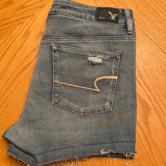 American Eagle Outfitters Pants - American Eagle High Rise Shortie shorts
